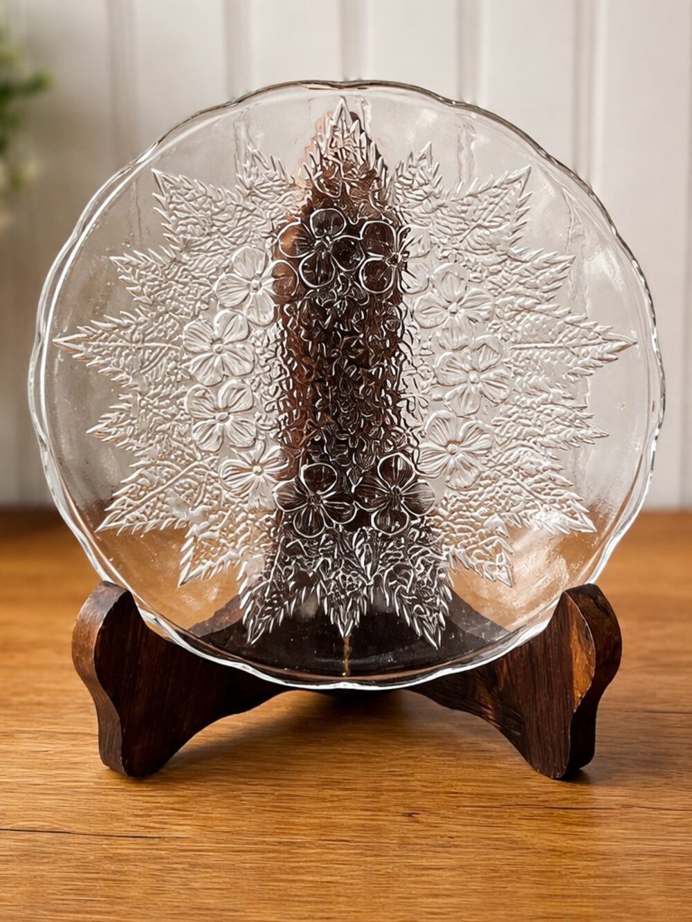 VINTAGE KIG INDONESIA PRESSED GLASS BREAD/DESSERT PLATE